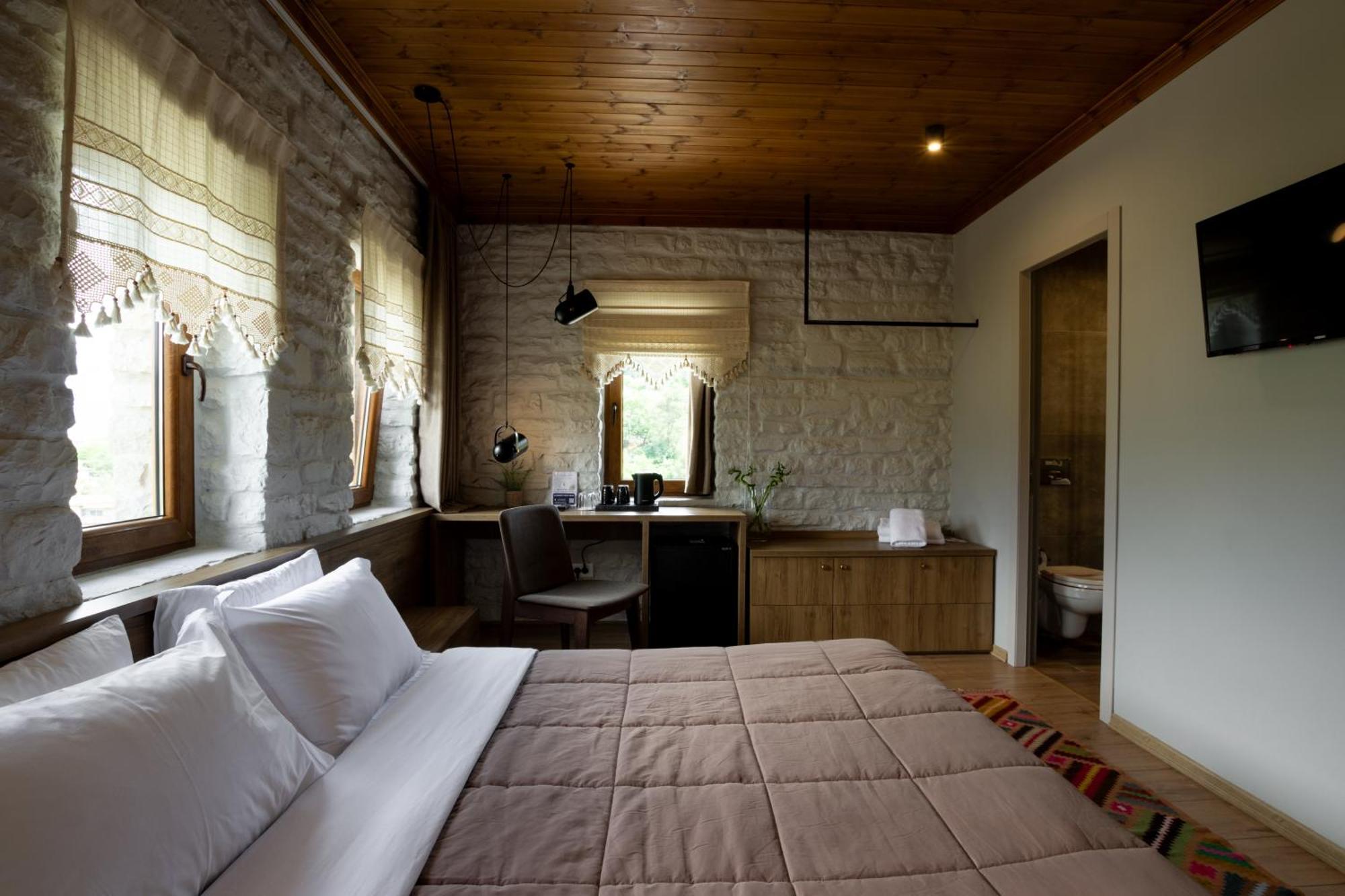 The Stone Sky Hotel Gjirokaster Exterior photo